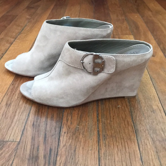 Tory Burch Shoes - Tory Burch wedge mule